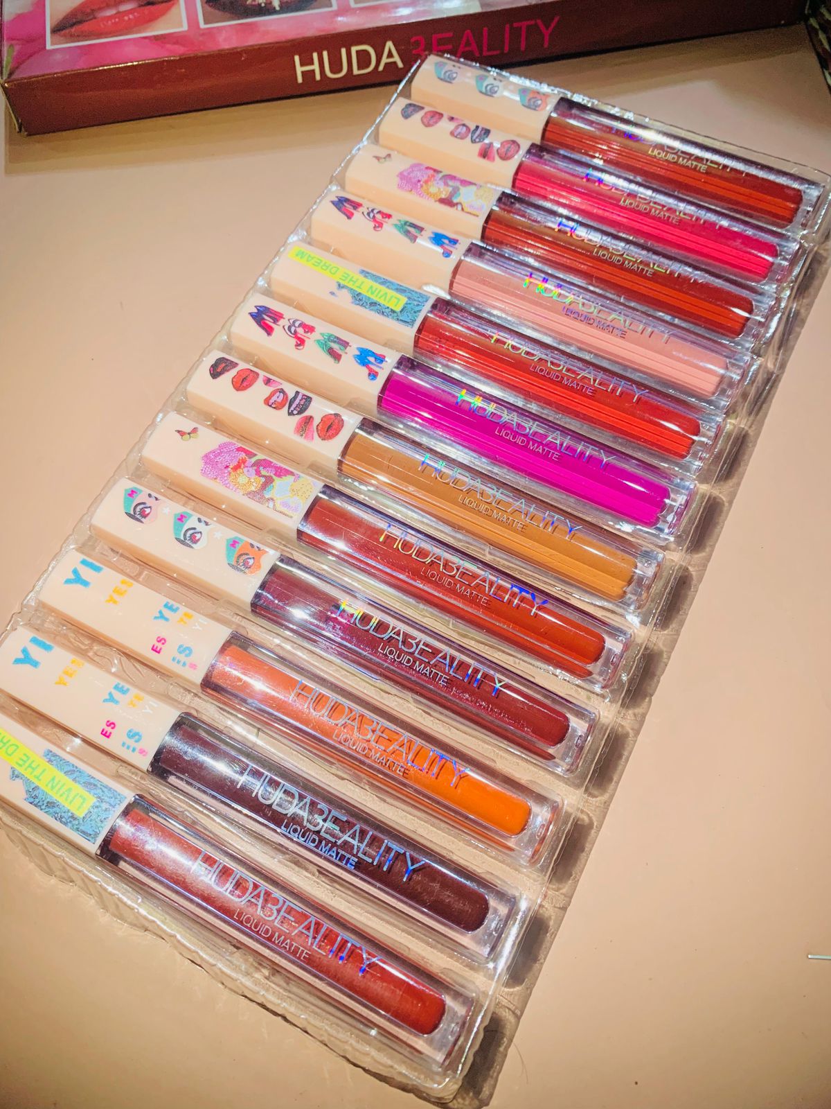 Huda Beauty - Liquid Matte - 3D In Different Colors
