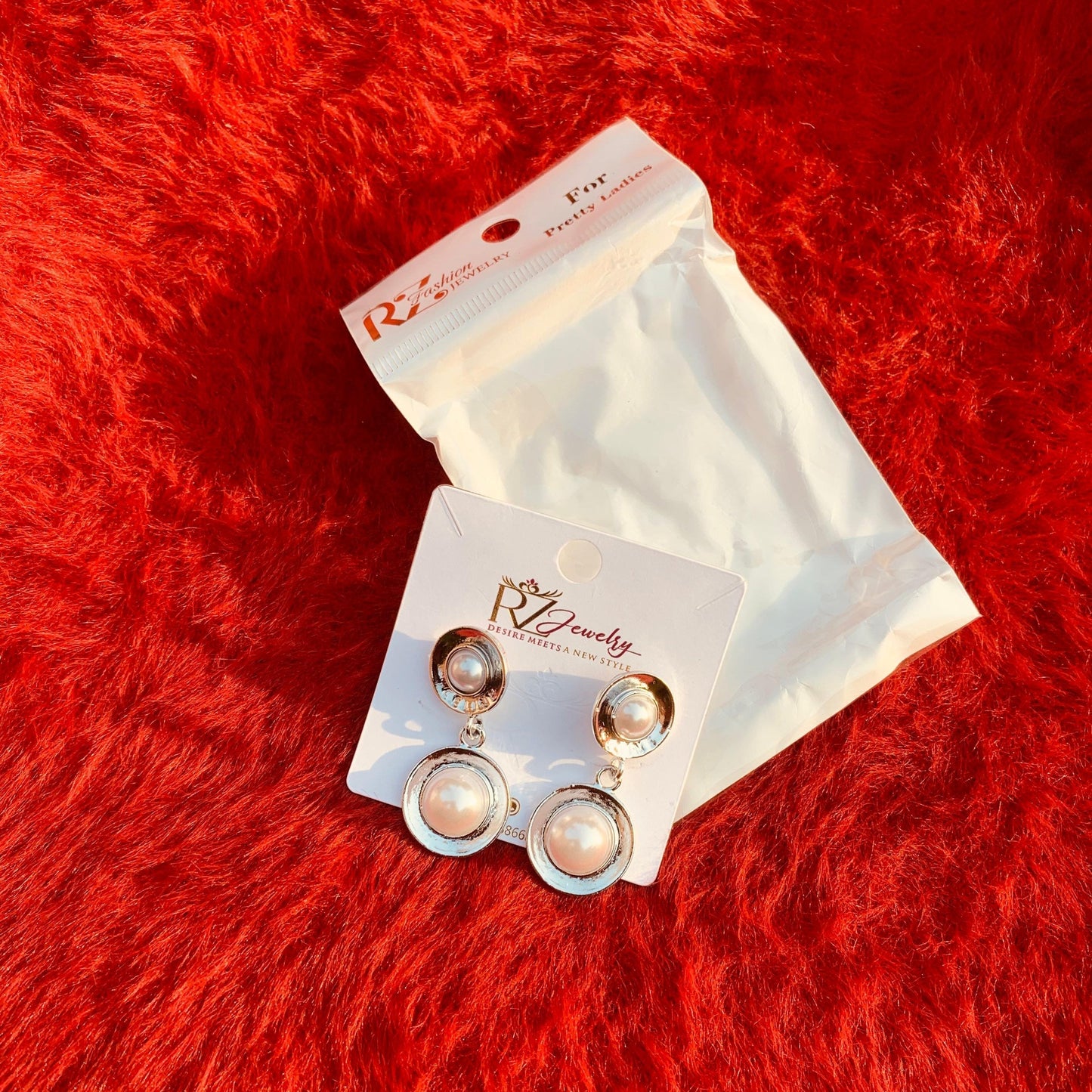 Round Beautiful Earrings