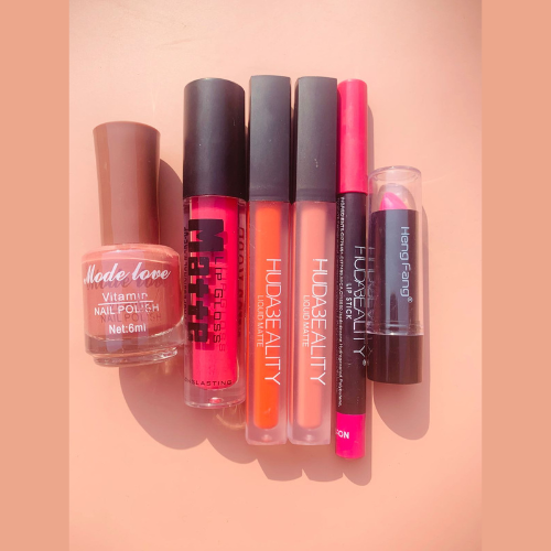 Happy Deal 6 in 1 Box All products are brand products very Affordable 🥰 - Zaib store